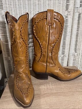 Dan Post Western Embroidered Heeled Boots Urban Cowboy “Phoenix” men/woman